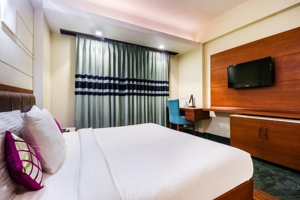 La Silver Leaf Hotell Nawāshahr Eksteriør bilde