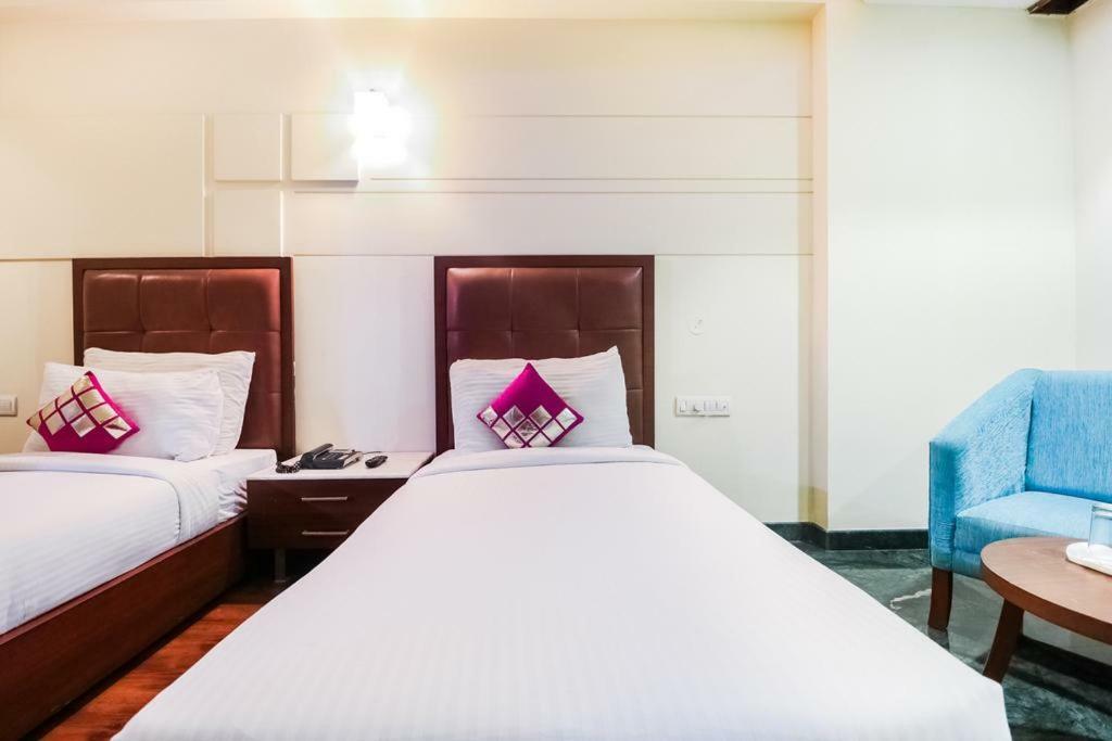 La Silver Leaf Hotell Nawāshahr Eksteriør bilde