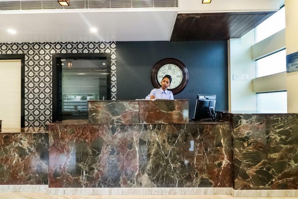 La Silver Leaf Hotell Nawāshahr Eksteriør bilde