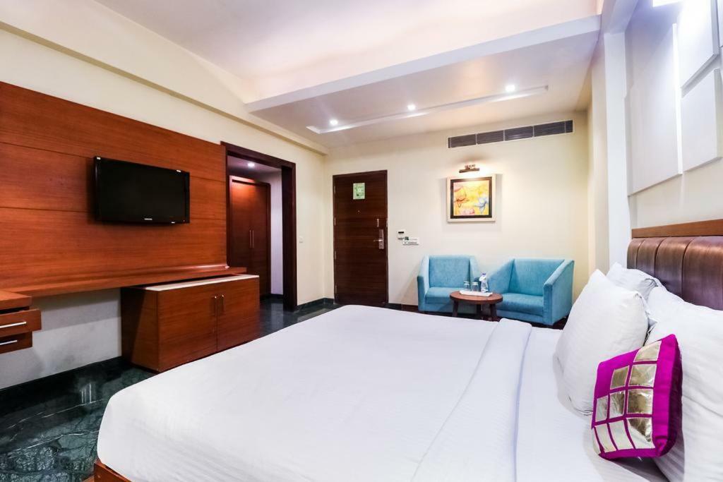 La Silver Leaf Hotell Nawāshahr Eksteriør bilde