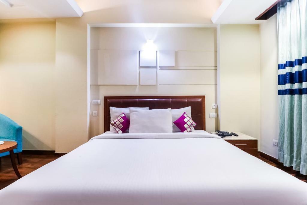 La Silver Leaf Hotell Nawāshahr Eksteriør bilde